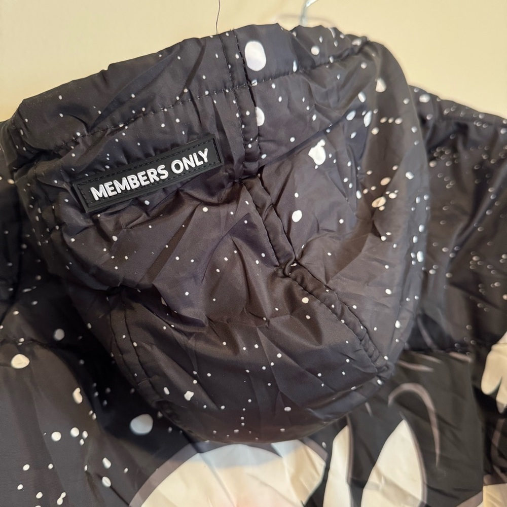 Looney Tunes x Members Only Puffer Jacket – Tweety & Sylvester – Size L - Picture 5 of 5